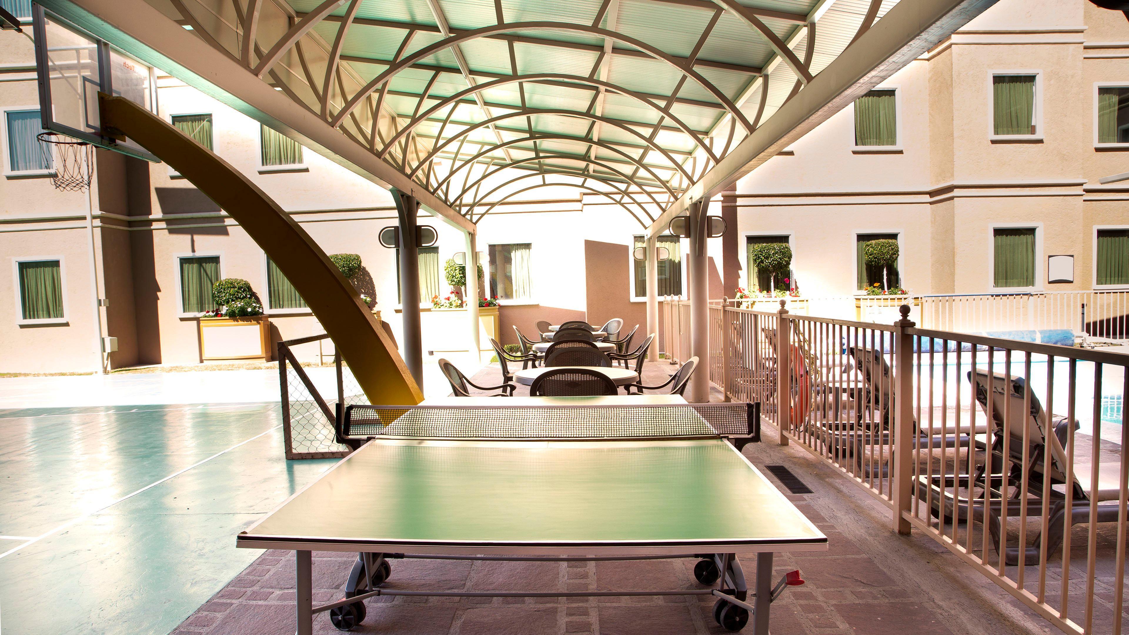 Staybridge Suites Queretaro By Ihg Exterior photo