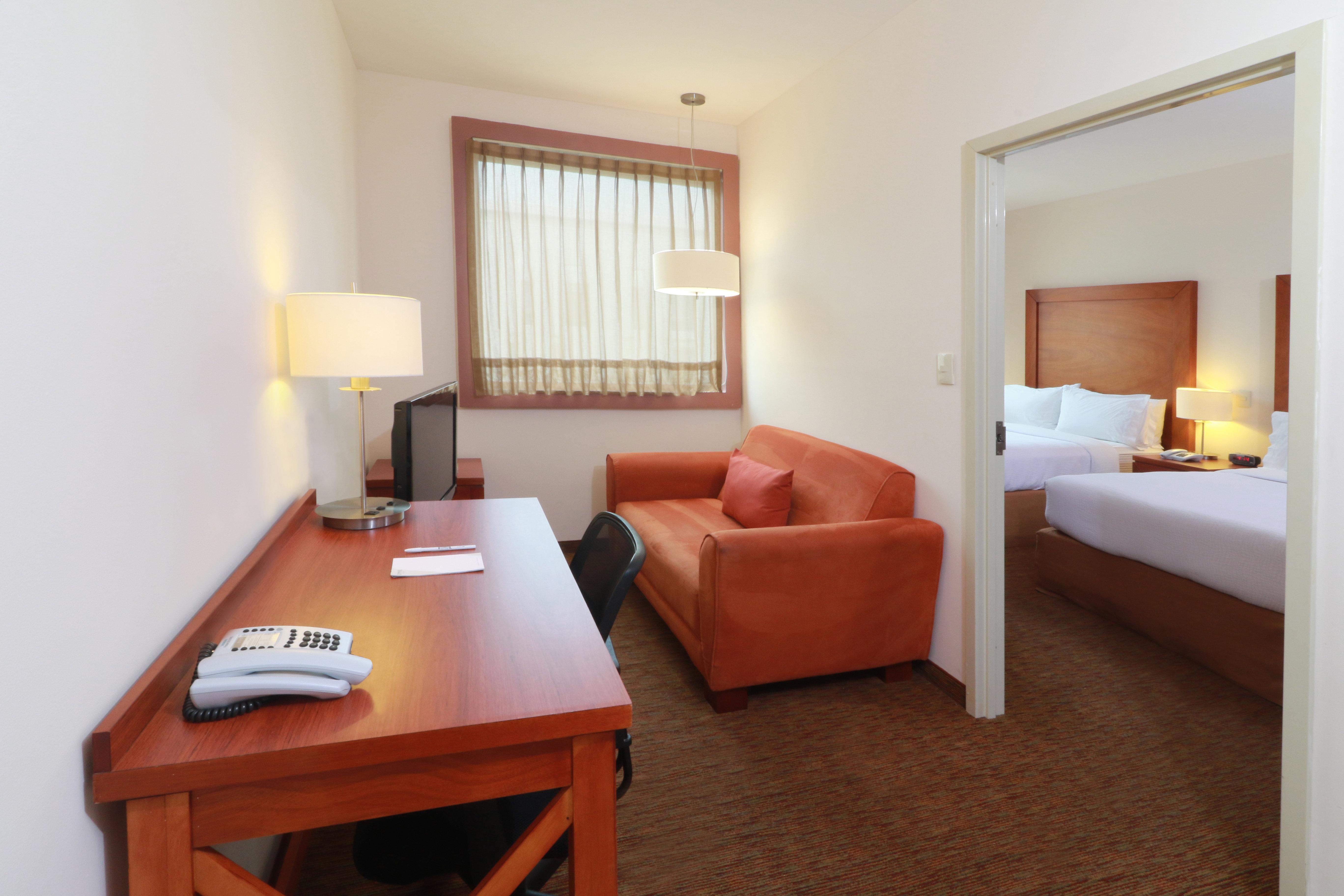 Staybridge Suites Queretaro By Ihg Exterior photo