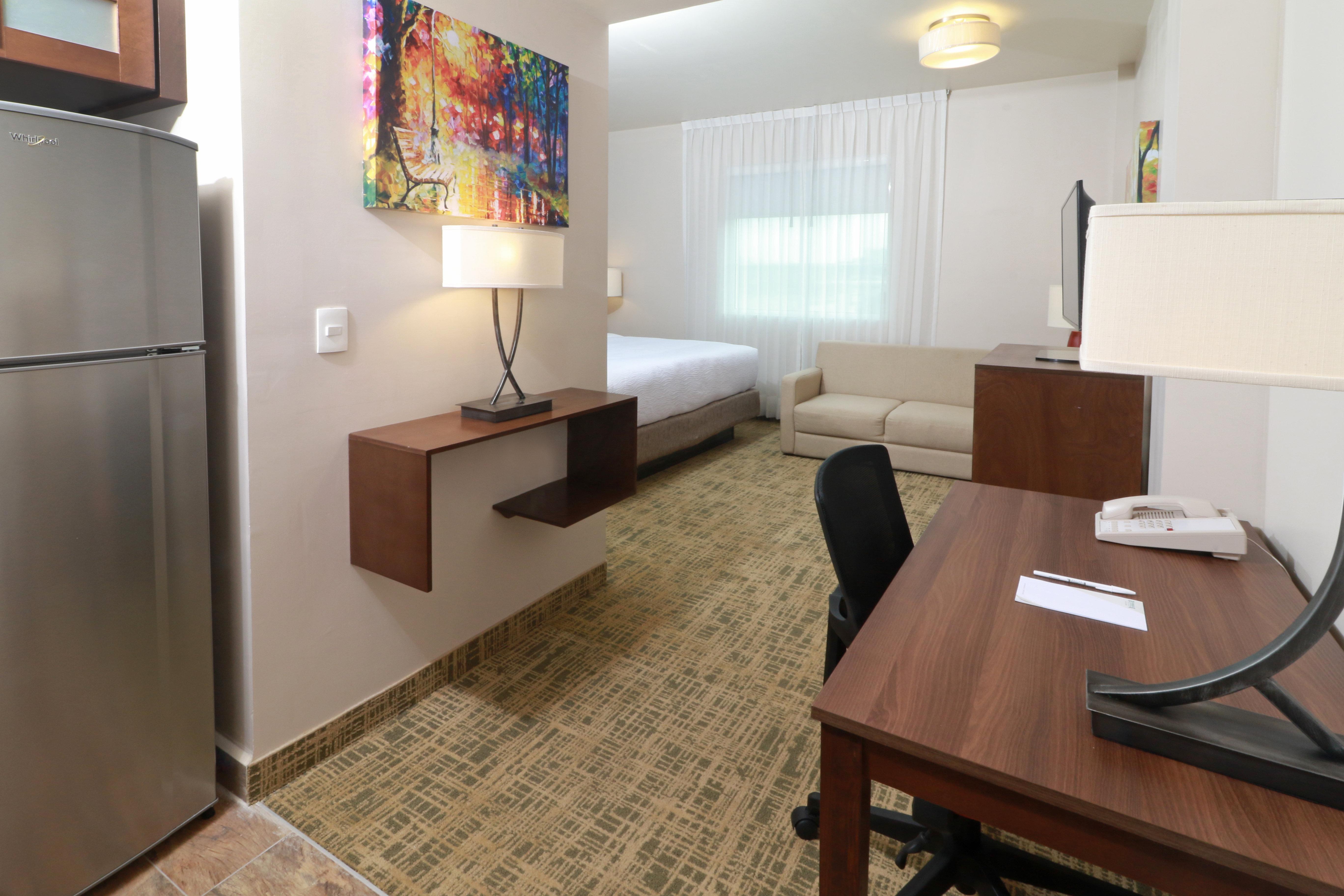 Staybridge Suites Queretaro By Ihg Exterior photo
